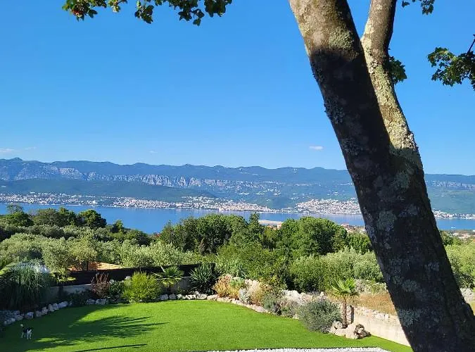 House Erika Casa de Férias *